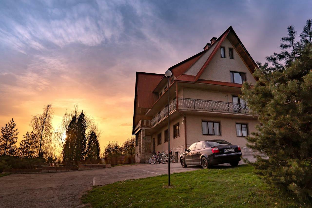 Dom Nad Jeziorem „hubka” Alloggio in famiglia Maniowy